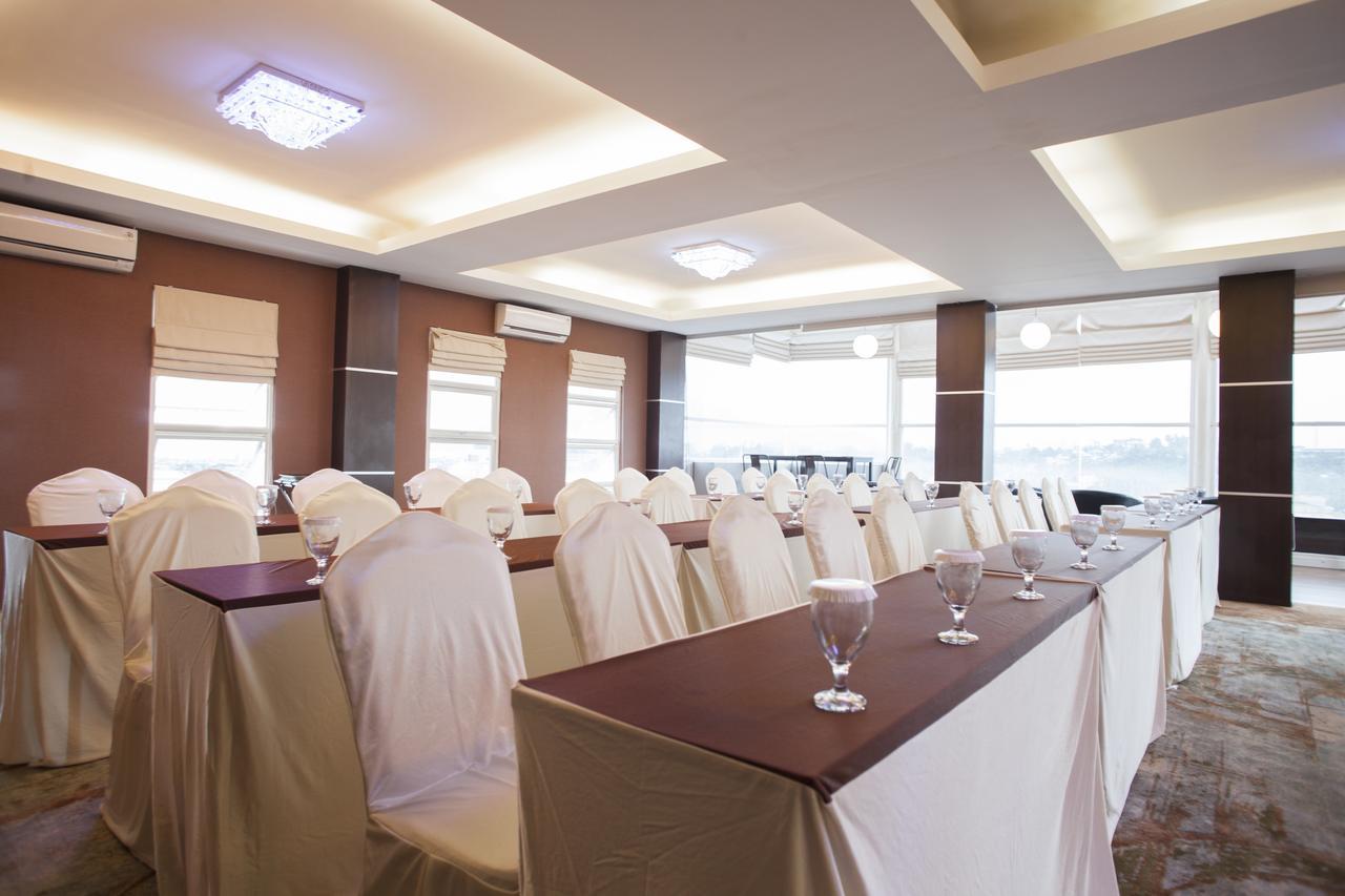 Jle'S Hotel Μανάντο Εξωτερικό φωτογραφία